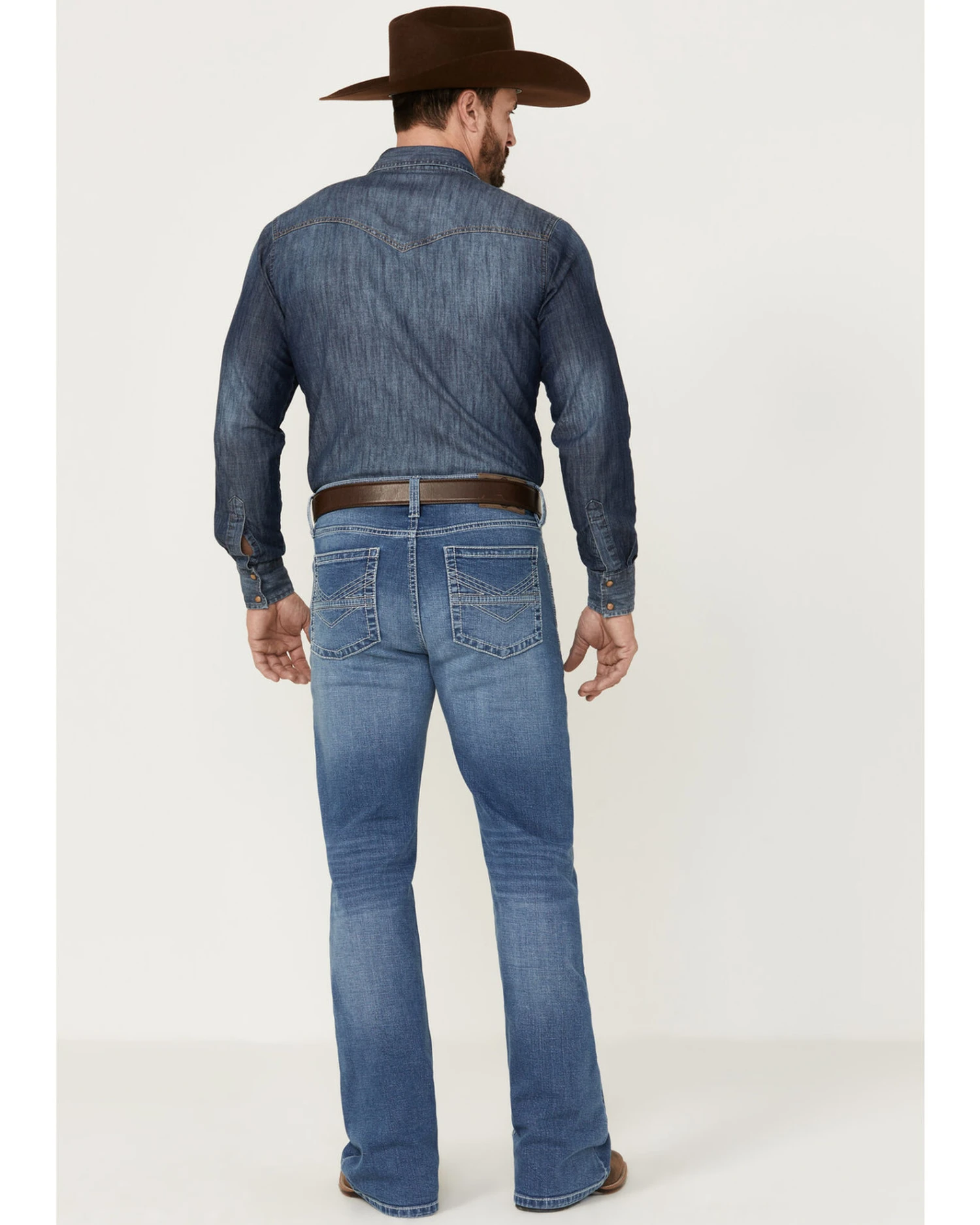 Cody James Men's Silverton Light Wash Stretch Relaxed Bootcut Jeans